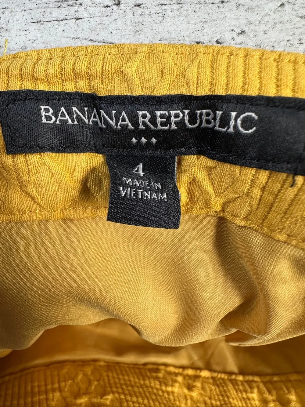 Banana Republic Textured Mustard Pencil Skirt